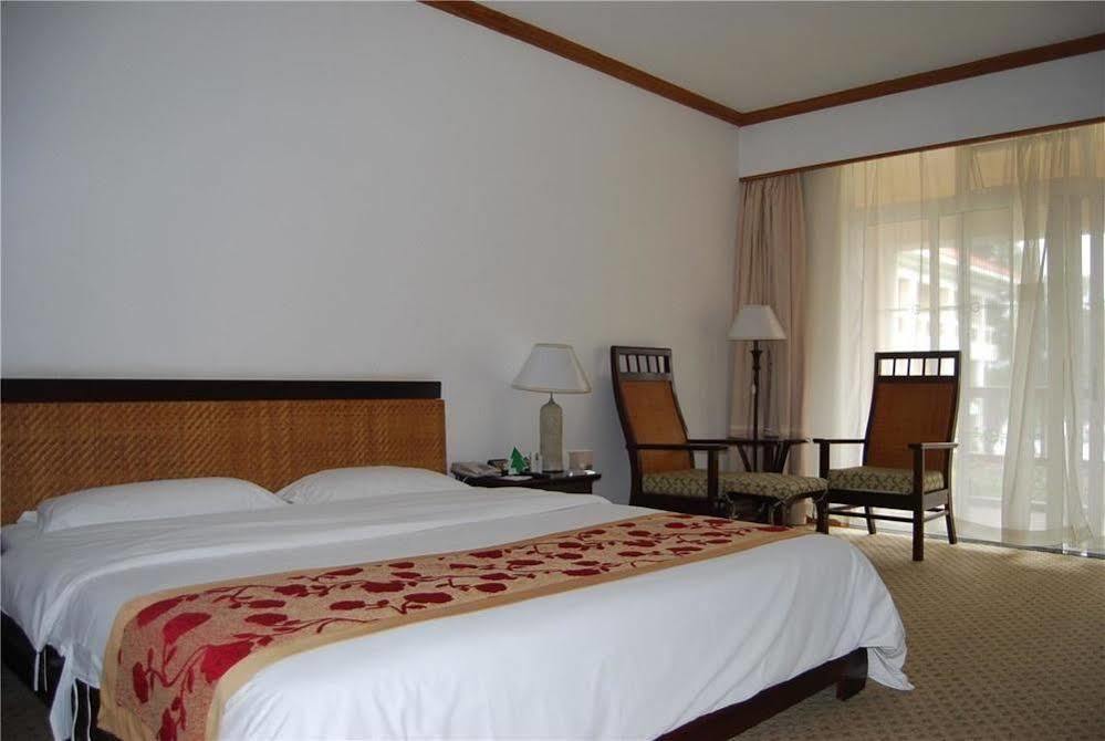 Yunnan Dianchi Garden Resort Hotel & Spa Kunming Eksteriør bilde