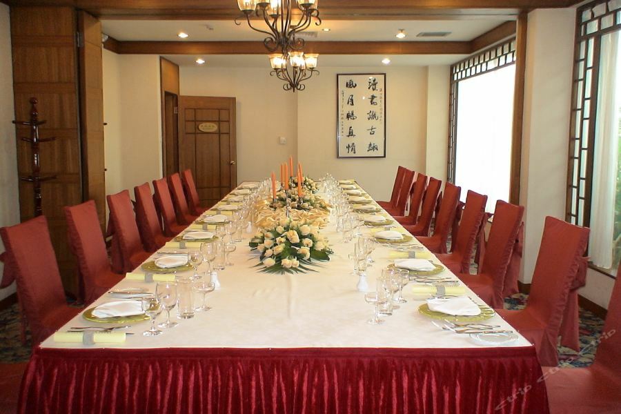 Yunnan Dianchi Garden Resort Hotel & Spa Kunming Eksteriør bilde
